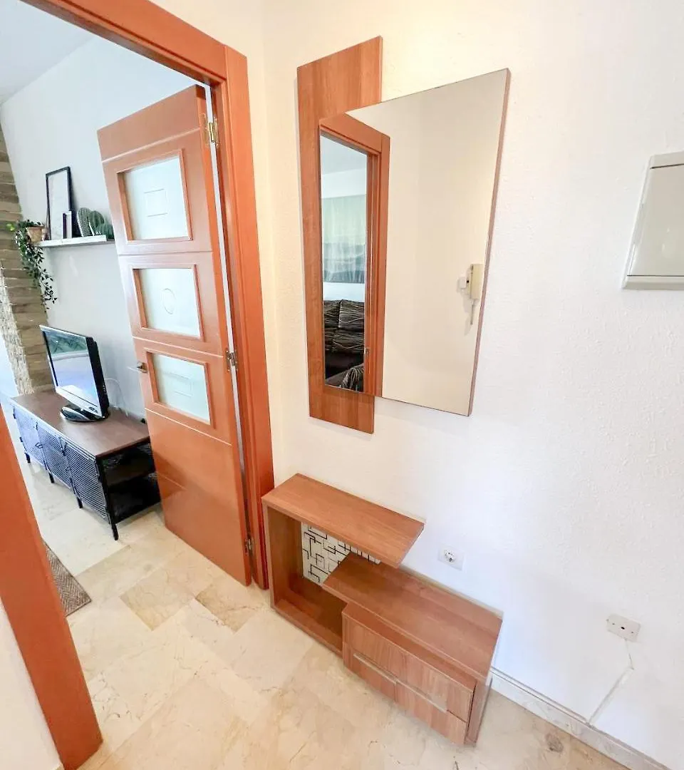 Large & Cozy Centrally Apartment Torremolinos